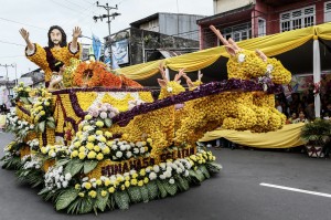 Tomohon International Flower Festival 2014...TOMOHON, NORTH SULAWESI - AUGUST 08: A participant's float from South Minahasa during Tomohon International Flower Festival on August 8, 2014 in Tomohon, North Sulawesi, Indonesia. The flower festival is a biannual event that has run since 2008. It was originally devised to boost tourism in the North Sulawesi region. (Photo by Putu Sayoga/Getty Images)